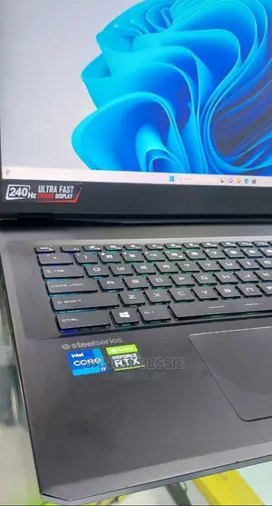 New Laptop MSI 16GB Intel Core I7 SSD 1T