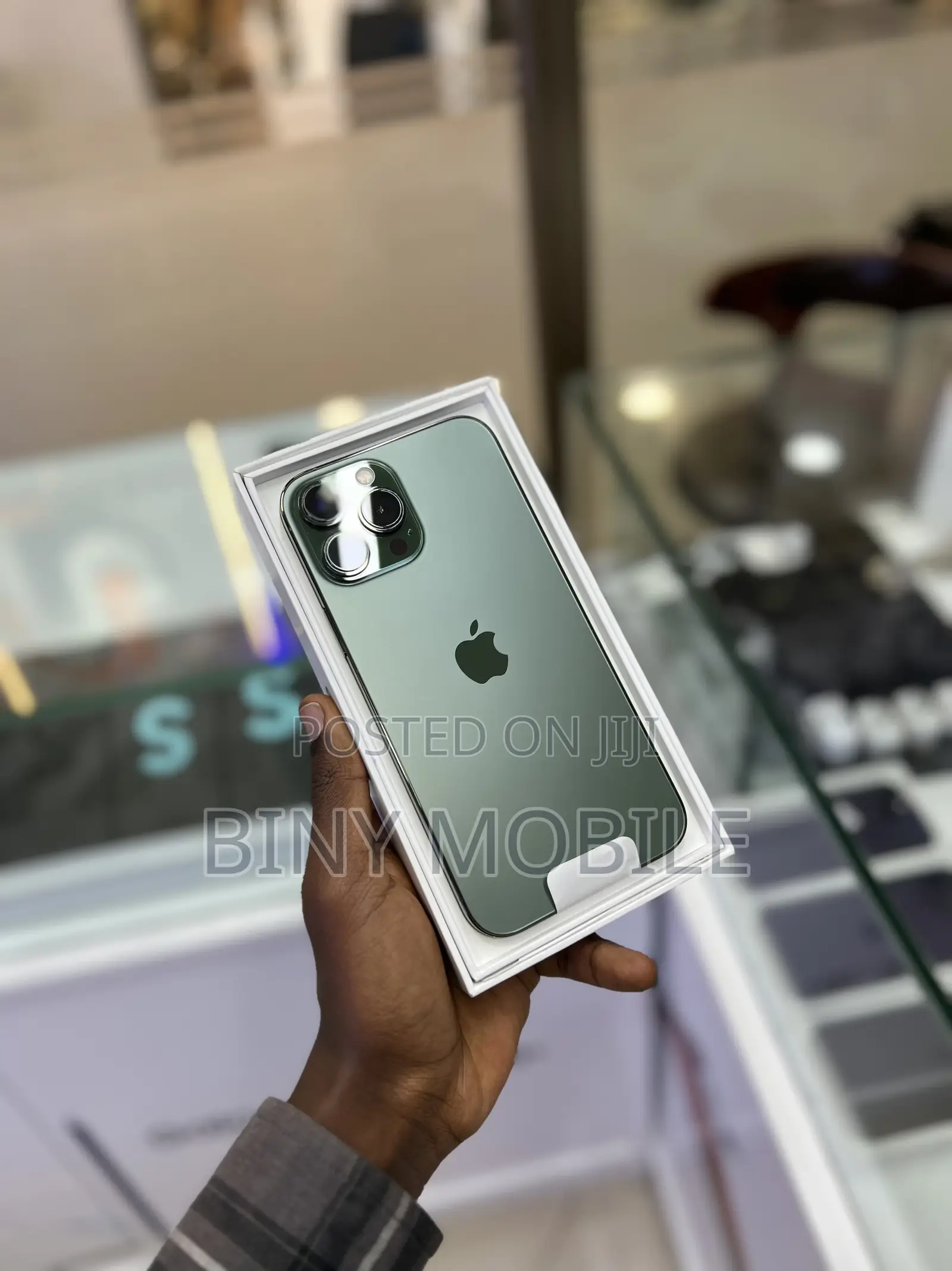 New Apple iPhone 13 Pro Max 256 GB Green