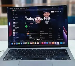 New Laptop Apple MacBook Pro 2014 16GB Apple M1 Pro SSD 256GB