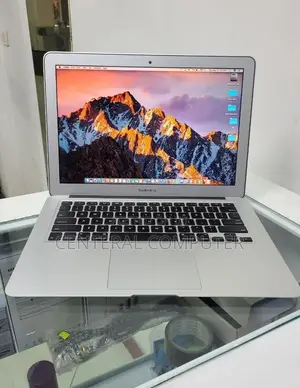 New Laptop Apple MacBook Air 2015 8GB Intel Core I5 SSD 128GB