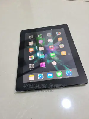 New Apple iPad 3 Wi-Fi 32 GB Silver