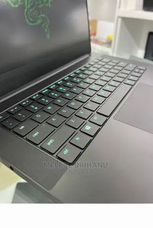 New Laptop Razer Blade 16GB AMD Ryzen 9 SSD 1T