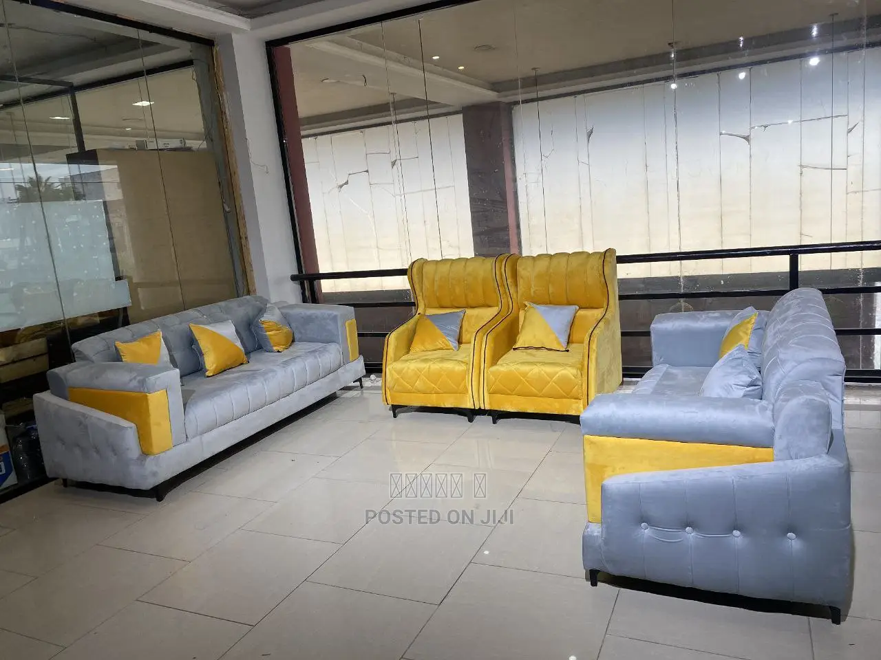 3+2+1+1 Sofa Design