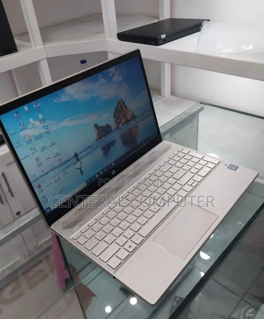 New Laptop HP Pavilion X360 13t 8GB Intel Core i5 SSD 1T