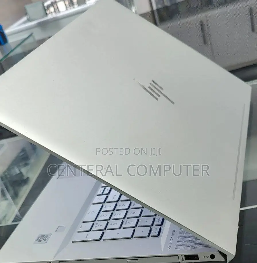 New Laptop HP Envy 14 12GB Intel Core i7 SSD 512GB