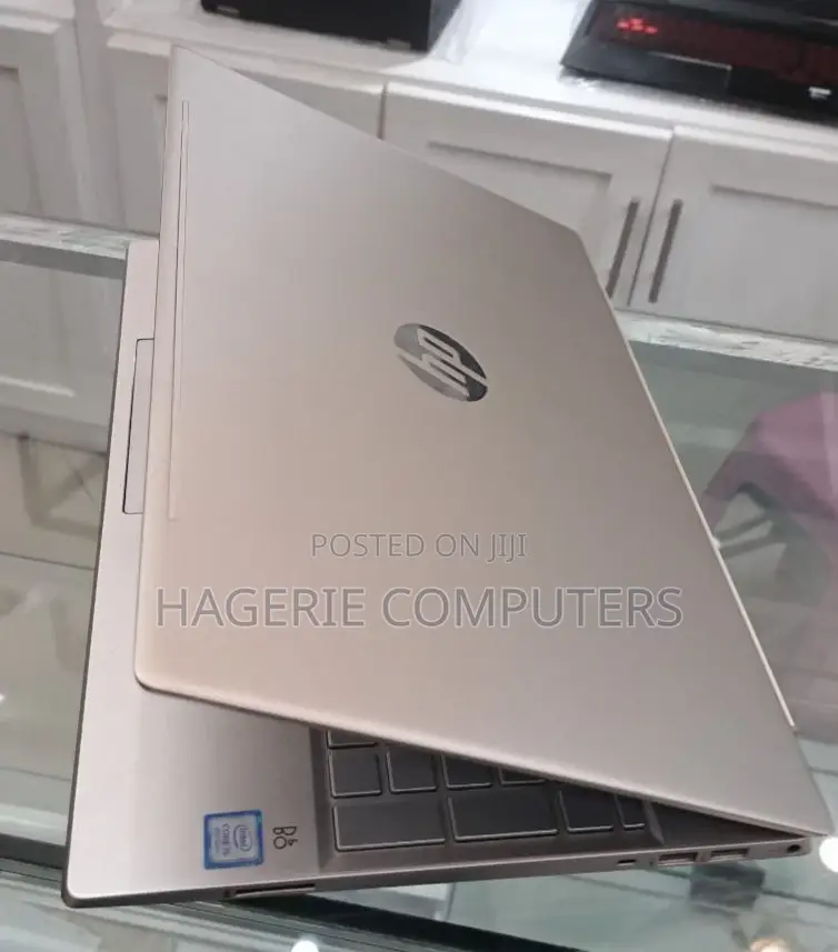New Laptop HP Pavilion 15 8GB Intel Core I5 HDD 1T