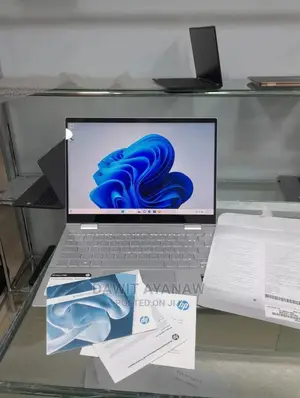 New Laptop HP Envy X360 8GB Intel Core I7 SSD 512GB