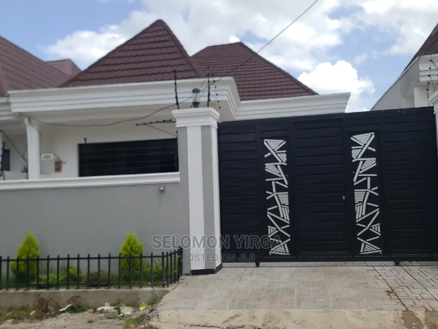 3bdrm Villa in አድስ አበባ, Bole for sale