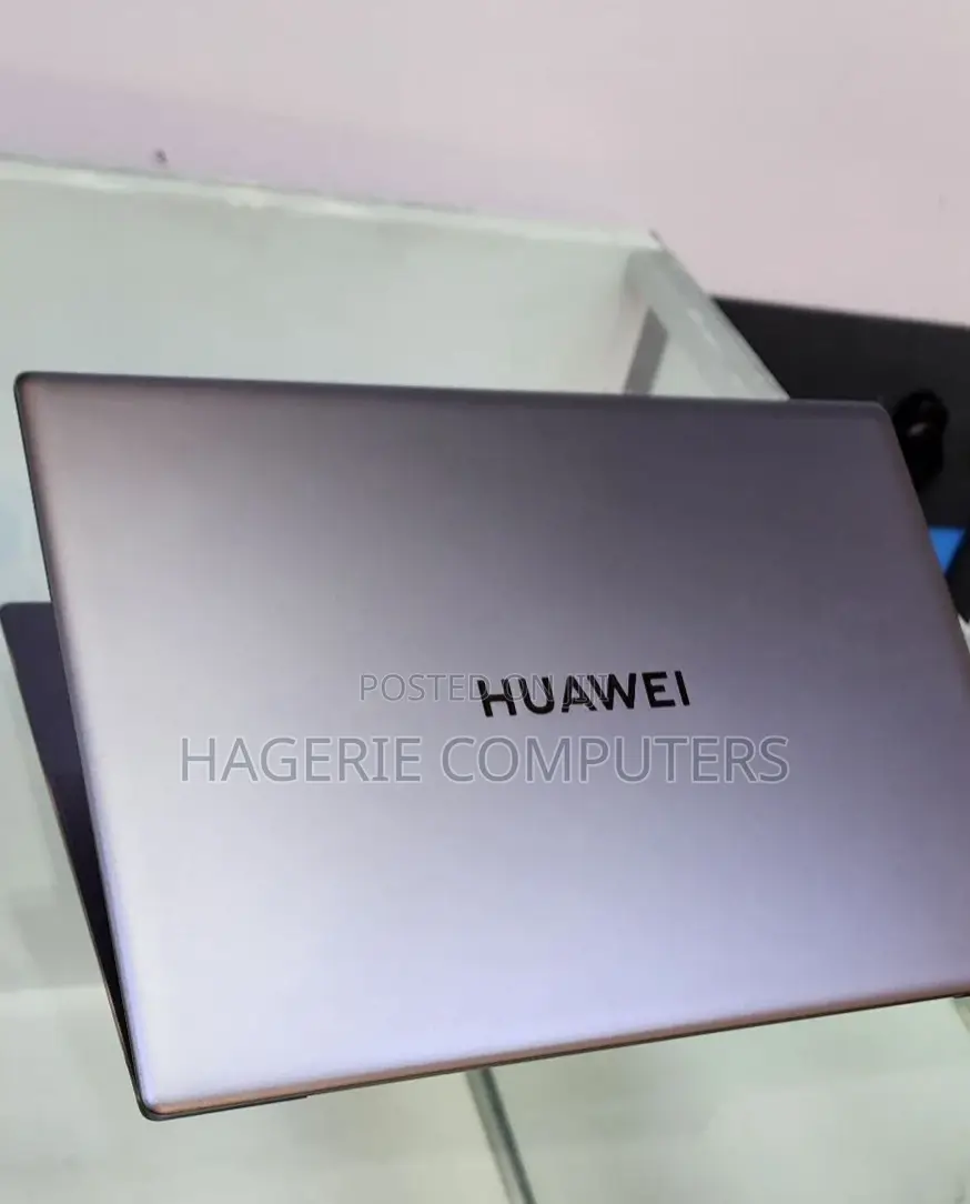 New Laptop Huawei MateBook 13 WRT-W19E 16GB Intel Core I7 SSD 512GB