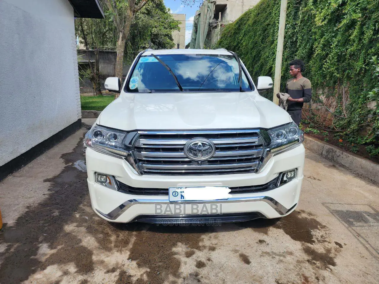 Toyota Land Cruiser 4.5 V8 VXR 2013 White