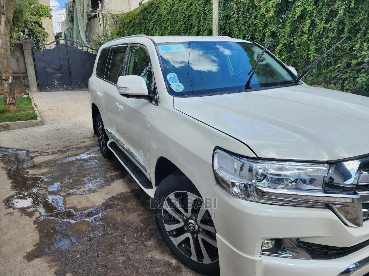 Toyota Land Cruiser 4.5 V8 VXR 2013 White