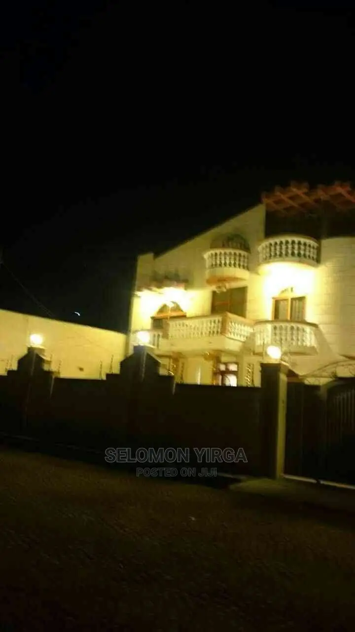 6bdrm House in አድስ አበባ, Bole for sale