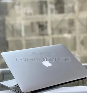 New Laptop Apple MacBook Air 2017 8GB Intel Core I5 SSD 256GB