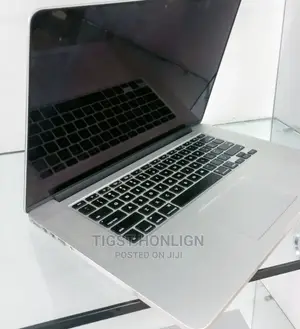 New Laptop Apple MacBook 2015 16GB Intel Core I7 SSD 512GB