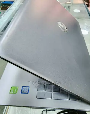 New Laptop HP Pavilion 15 12GB Intel Core I7 SSD 256GB