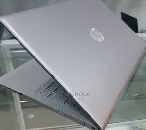 New Laptop HP Pavilion 15 12GB Intel Core I7 SSD 256GB