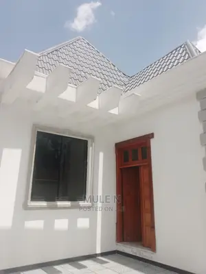 Furnished 3bdrm Villa in 02 ሀና ማሪያም, Yeka for sale
