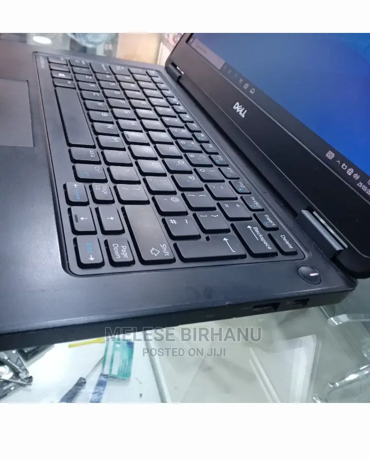 New Laptop Dell Latitude 12 E5250 4GB Intel Core I3 HDD 500GB