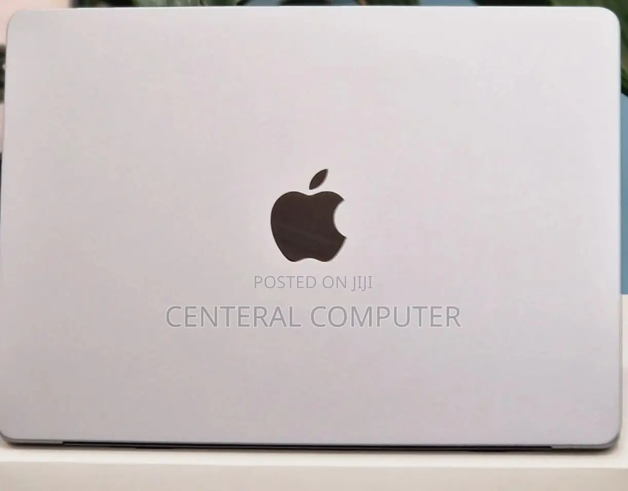 New Laptop Apple MacBook Air 2022 M2 8GB Apple M2 SSD 512GB