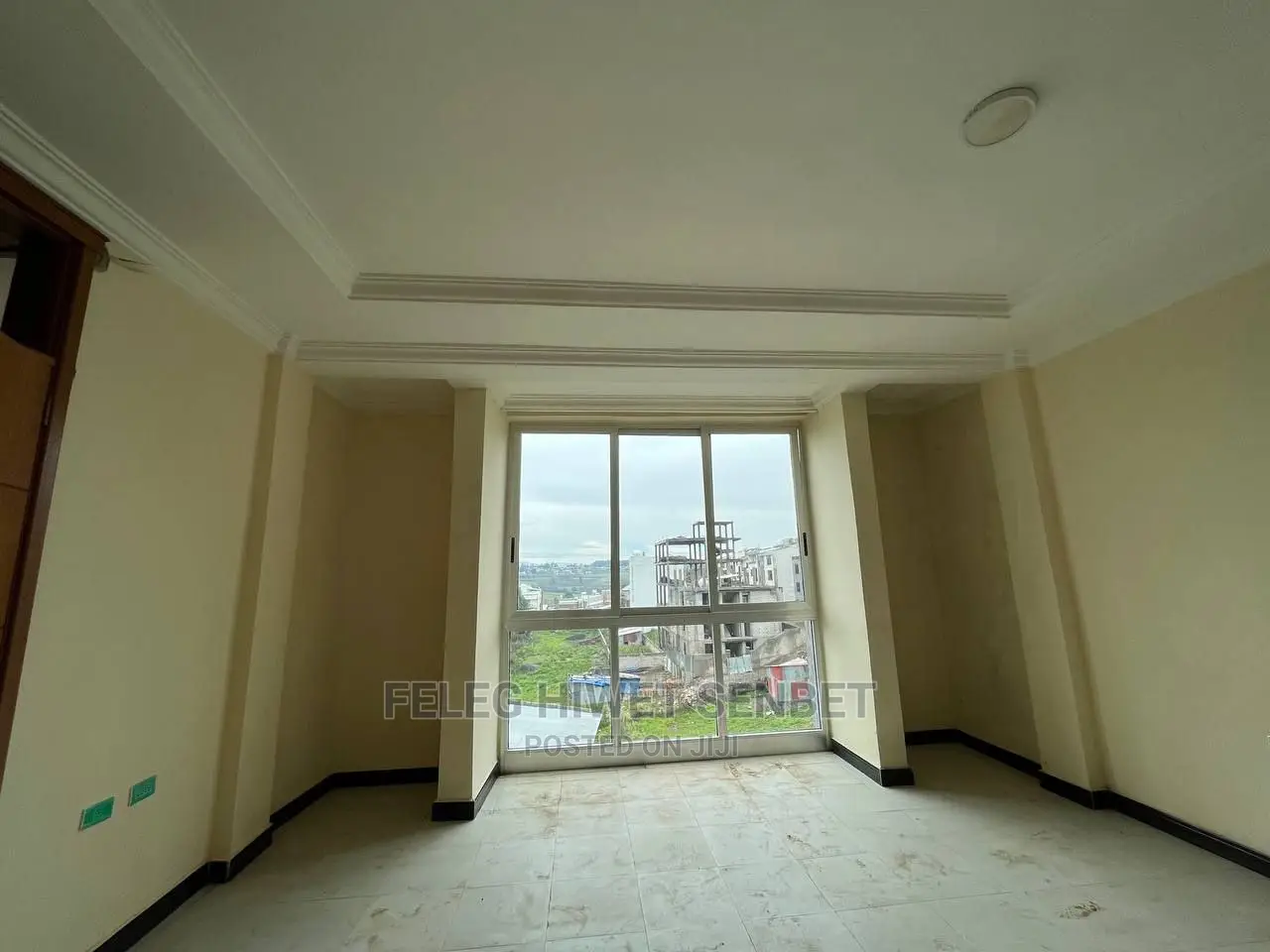 Furnished 5bdrm House in አአ, Bole for sale
