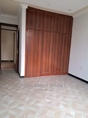 Furnished 5bdrm House in አአ, Bole for sale