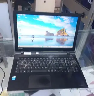 New Laptop Toshiba Satellite C850 4GB Intel Core I5 HDD 500GB