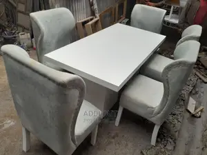 መመገቢያ ጠረጴዛ/Dining Table