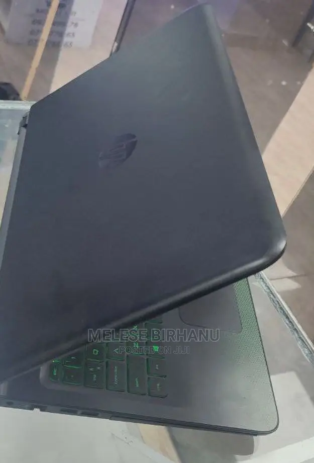 Laptop HP Pavilion 15 16GB Intel Core i5 HDD+SSD 1T