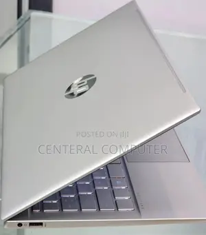 New Laptop HP Pavilion 15 8GB AMD Ryzen 5 SSD 512GB