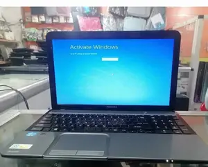 New Laptop Toshiba Satellite C850 4GB Intel Core i3 HDD 640GB