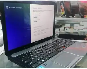 New Laptop Toshiba Satellite L850 4GB Intel Core I3 HDD 640GB