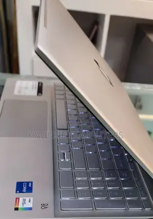 New Laptop HP Pavilion 10 12GB Intel Core I5 SSD 512GB