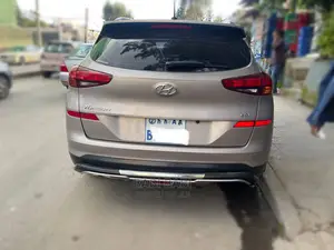 Hyundai Tucson 2020 Gold