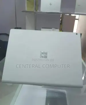 New Laptop Microsoft Surface Laptop 8GB Intel Core i7 SSD 512GB