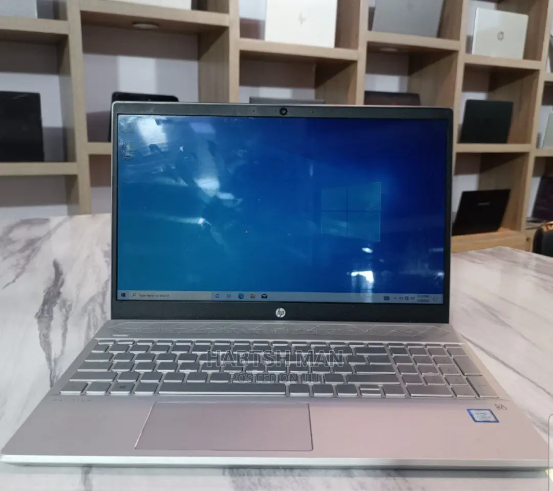 New Laptop HP Pavilion 15 8GB Intel Core I5 HDD 1T