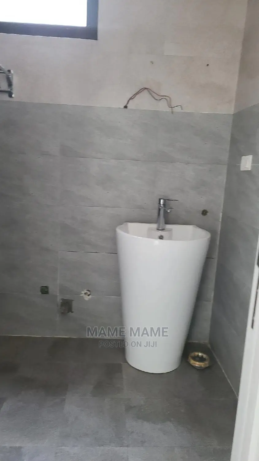 Furnished 4bdrm Apartment in Addis Abeba, Bole for rent