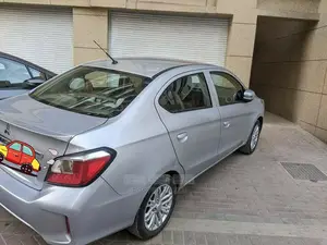 Mitsubishi Attrage 2021 Silver