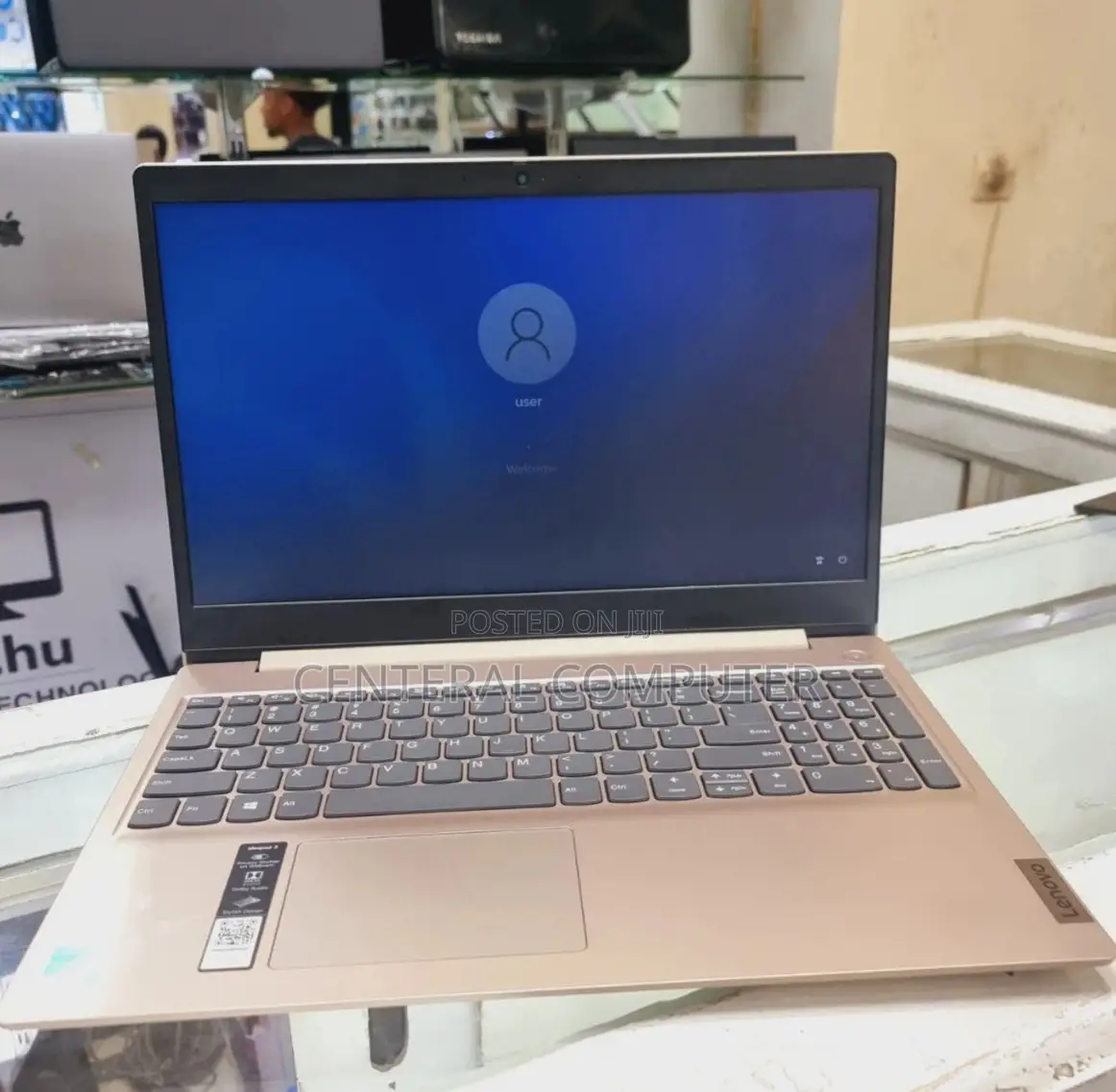 New Laptop Lenovo Ideapad 3-14IIL05 8GB Intel Core i3 SSD 256GB