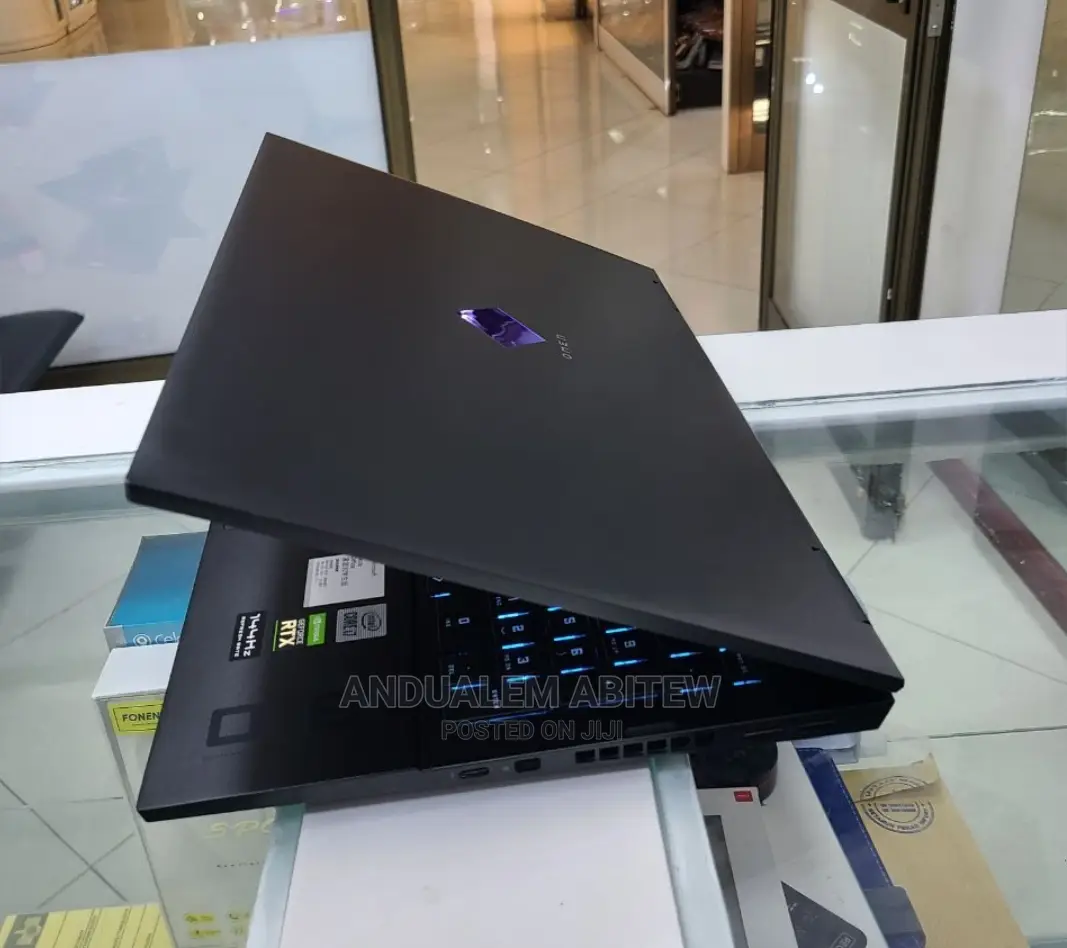 New Laptop HP Omen 15 16GB Intel Core I7 SSD 1T