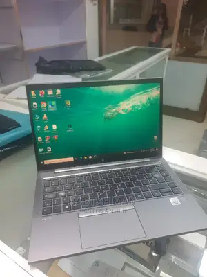 New Laptop HP ZBook 14 16GB Intel Core I7 SSD 512GB