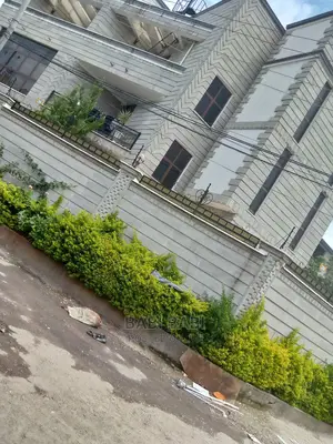 7bdrm House in Bsrate Gebreal, Nifas Silk-Lafto for sale