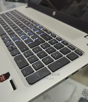 New Laptop HP 8GB AMD A8 HDD 1T