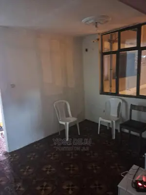 1bdrm Condo in 49 Condominium, Bole for sale
