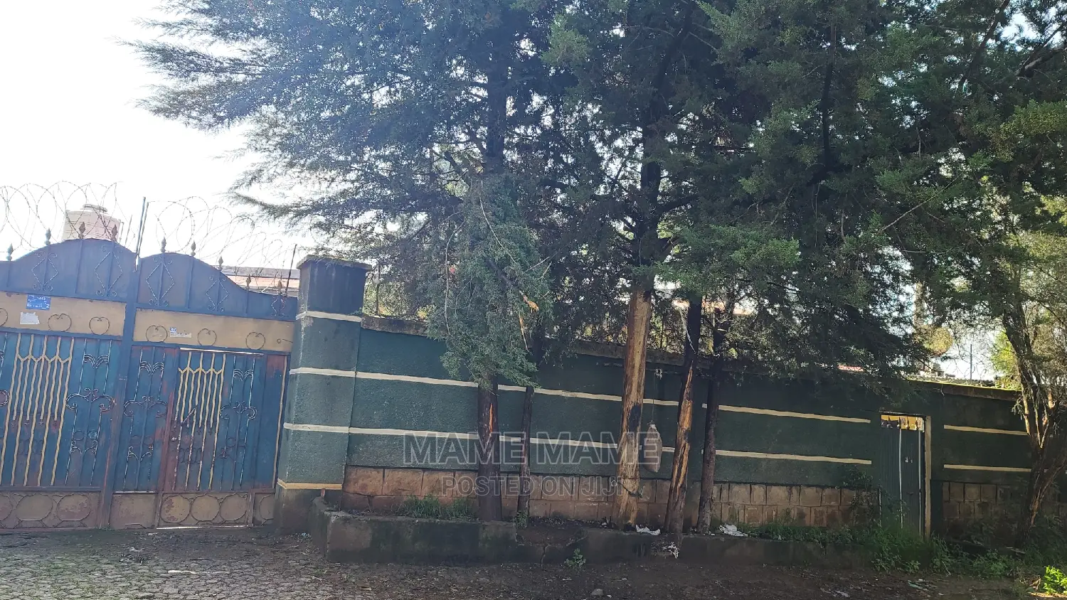 5bdrm House in Addis Abeba, Gullele for sale