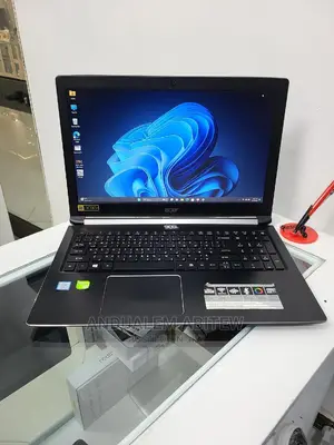 New Laptop Acer Aspire 5 8GB Intel Core I5 SSHD (Hybrid) 1T