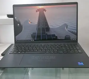 New Laptop Dell Inspiron 15 16GB Intel Core I7 SSD 1T