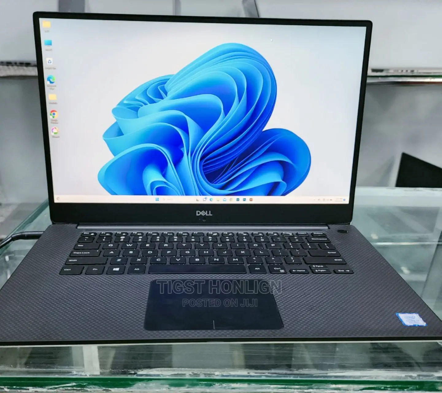 New Laptop Dell Inspiron 15 16GB Intel Core I7 SSD 1T