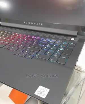 New Laptop Alienware M17x R2 16GB Intel Core I7 SSD 1T