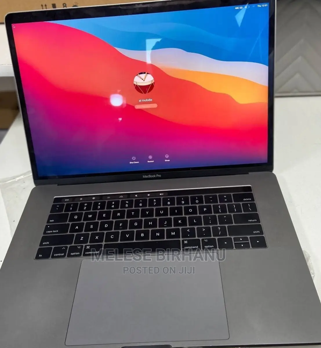 New Laptop Apple MacBook Pro 2017 16GB Intel Core I7 SSD 512GB