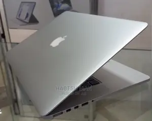 New Laptop Apple MacBook Pro 2015 16GB Intel Core i7 SSD 512GB